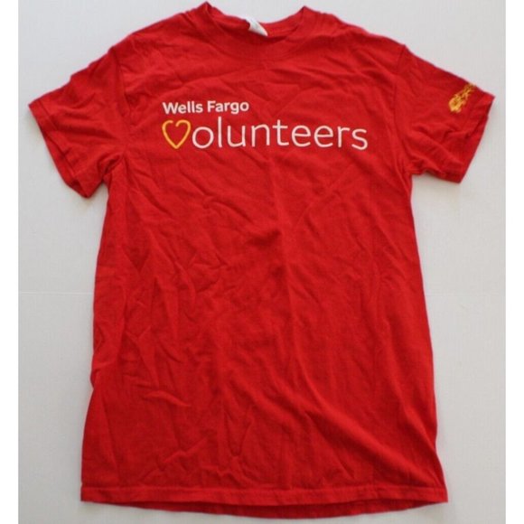 Wells Fargo Volunteers Size Small Shirt - Many Hearts‎ One Wells Fargo